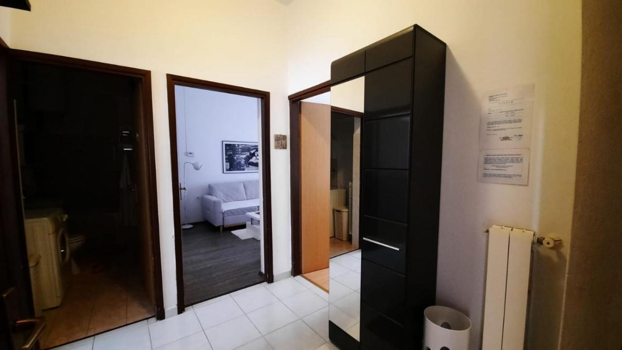 Apartment Evergreen พูลา ภายนอก รูปภาพ